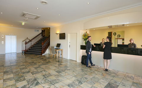 Best Western Plus Hovell Tree Inn - Coogee Beach Accommodation 7