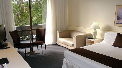 BEST WESTERN Frankston International Motel - Coogee Beach Accommodation 1