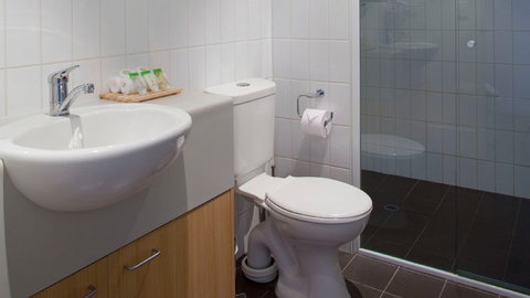 Best Western Plus Ascot Serviced Apartments - Coogee Beach Accommodation 3