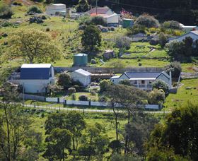 Cascade Cottage - Coogee Beach Accommodation 3