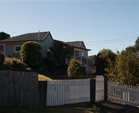 Cascade Cottage - Coogee Beach Accommodation 4