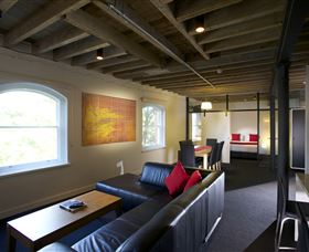 Sullivans Cove Apartments - Gibsons Mill - Coogee Beach Accommodation 1