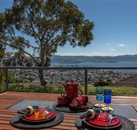 Carol's BB - Coogee Beach Accommodation