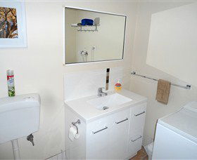 Ashwood Apartments - Bellerive - Coogee Beach Accommodation 1