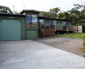Hazards House - Coogee Beach Accommodation 0