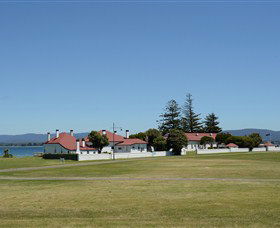 Low Head Pilot Station Accommodation - Coogee Beach Accommodation 5