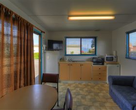Low Head Tourist Park - Coogee Beach Accommodation 1