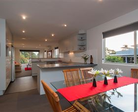 Hillwood TAS Coogee Beach Accommodation