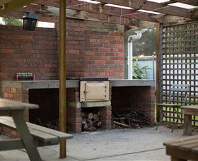 Shuckers Cottages - Coogee Beach Accommodation 5