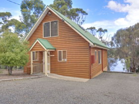 Apslawn TAS Coogee Beach Accommodation
