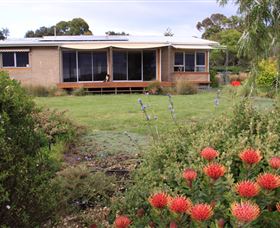 Beach And Boat Accommodation - Coogee Beach Accommodation 0