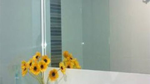 Airleigh-Rose Cottage - Coogee Beach Accommodation 0