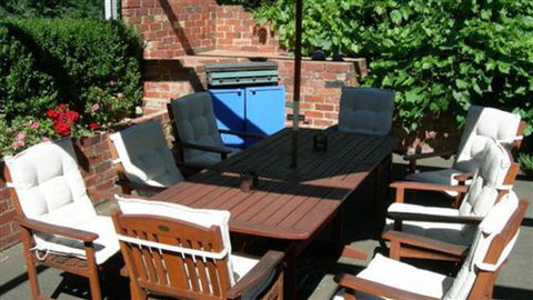 Airleigh-Rose Cottage - Coogee Beach Accommodation 3