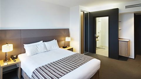 Atura Dandenong - Coogee Beach Accommodation 0