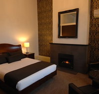 Quality Inn Heritage on Lydiard - Coogee Beach Accommodation