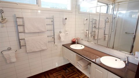 Forlonge Bed & Breakfast - Coogee Beach Accommodation 6