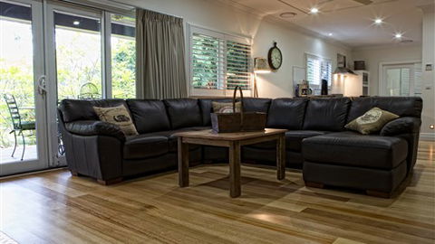 GG's By The River - Coogee Beach Accommodation 4