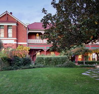 Alzburg Resort Mansfield - Coogee Beach Accommodation