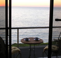 Clifftop Accommodation Portland Victoria - Coogee Beach Accommodation