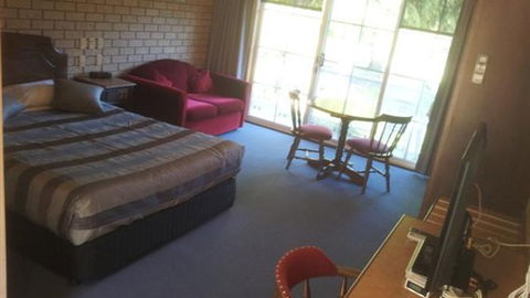 John Bright Motor Inn - Coogee Beach Accommodation 2