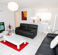 112 Olive Apartments - Coogee Beach Accommodation