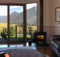Cathedral Valley Farm - Coogee Beach Accommodation