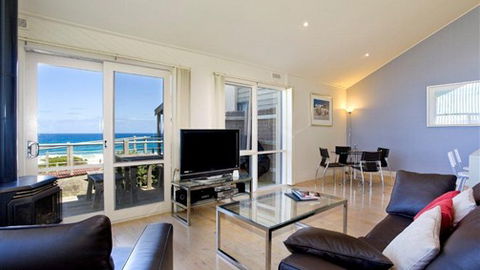 A Great Ocean Road Resort Whitecrest - Coogee Beach Accommodation 3