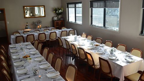 Diana Alpine Lodge - Coogee Beach Accommodation 5