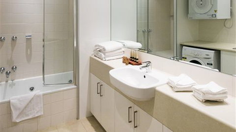Portsea Village Resort - Coogee Beach Accommodation 4
