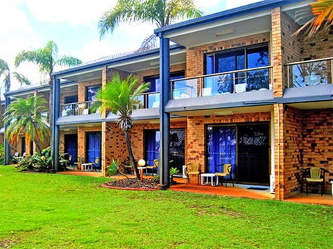 Bribie Waterways Motel - Coogee Beach Accommodation 0