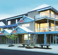 The Island Accommodation - Phillip Island YHA - Coogee Beach Accommodation
