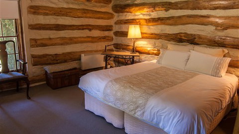 Planetrees Estate  - Coogee Beach Accommodation 2