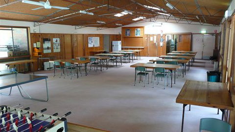 UC Camping Acacia - Coogee Beach Accommodation 2