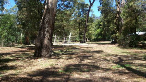 UC Camping Acacia - Coogee Beach Accommodation 4