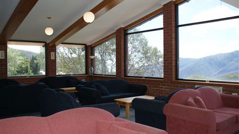 Gebi's Apartments - Coogee Beach Accommodation 0