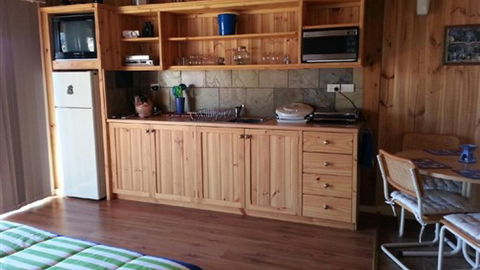 Laura Lodge Rest & Recreation Retreat - Coogee Beach Accommodation 2