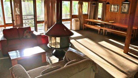 Mill Cottage - Coogee Beach Accommodation 6