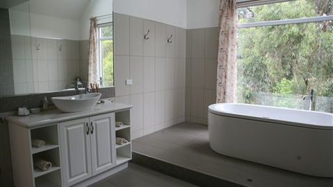 Next To Bliss - Coogee Beach Accommodation 4
