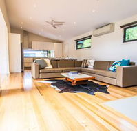 The BASE Luxury Villas - Coogee Beach Accommodation