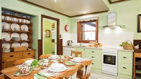 Barwood House Beechworth - Coogee Beach Accommodation 0
