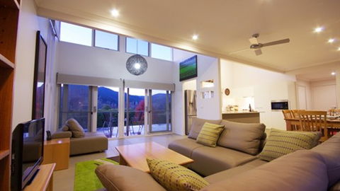 Cadence At Bright - Coogee Beach Accommodation 1