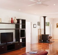 Lithgow Falls - Coogee Beach Accommodation
