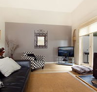 Lake Como Villa  Studio - Daylesford - Coogee Beach Accommodation