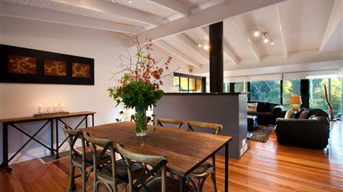 Springs Spa Villa - Coogee Beach Accommodation 1