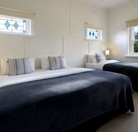 Churchills - Coogee Beach Accommodation