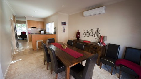 9 Webster - Coogee Beach Accommodation 0