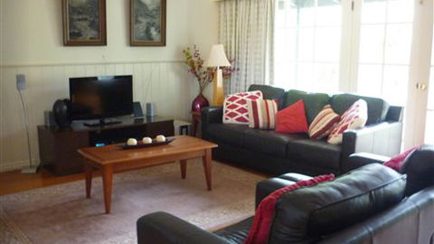 Amelda's Towerhill - Coogee Beach Accommodation 0
