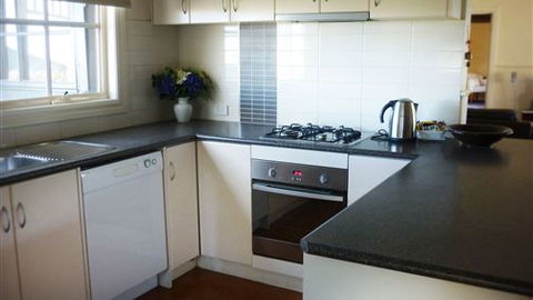 Amelda's Towerhill - Coogee Beach Accommodation 3