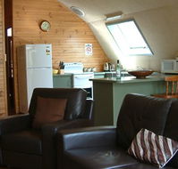 Halls Gap Hideaway - Coogee Beach Accommodation