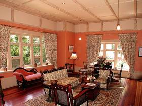 Buxton Manor - George Lowe Esquire Apartment - Coogee Beach Accommodation 1